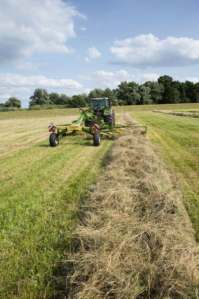 Krone vier harkelementen en Zijaflegharken - 翻草机/ 搂草机:图3 Krone vier harkelementen en Zijaflegharken - 翻草机/ 搂草机:图3