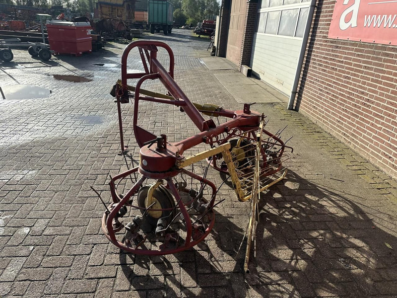 Onbekend - 翻草机/ 搂草机:图3 Onbekend - 翻草机/ 搂草机:图3