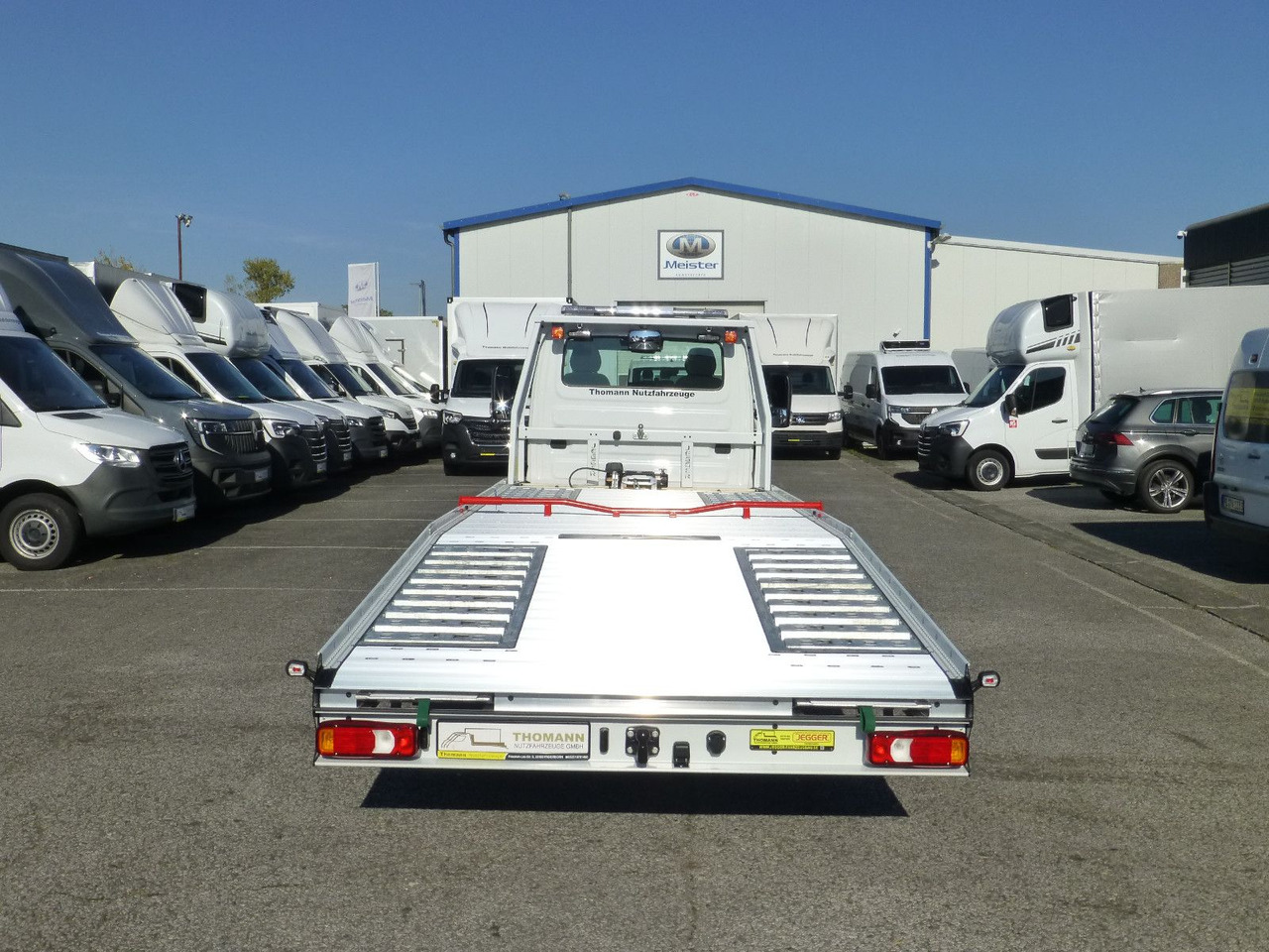 Iveco DAILY 70C21 Festplateau Alu Premium Automatik - 拖吊车:图4 Iveco DAILY 70C21 Festplateau Alu Premium Automatik - 拖吊车:图4