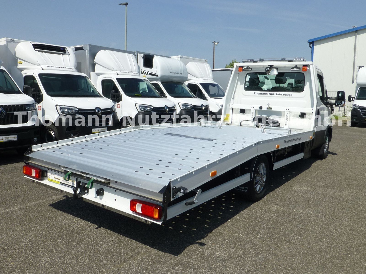 Iveco Daily 35S18 Autotransporter Aut. Luftfed. NAVI - 拖吊车:图4 Iveco Daily 35S18 Autotransporter Aut. Luftfed. NAVI - 拖吊车:图4