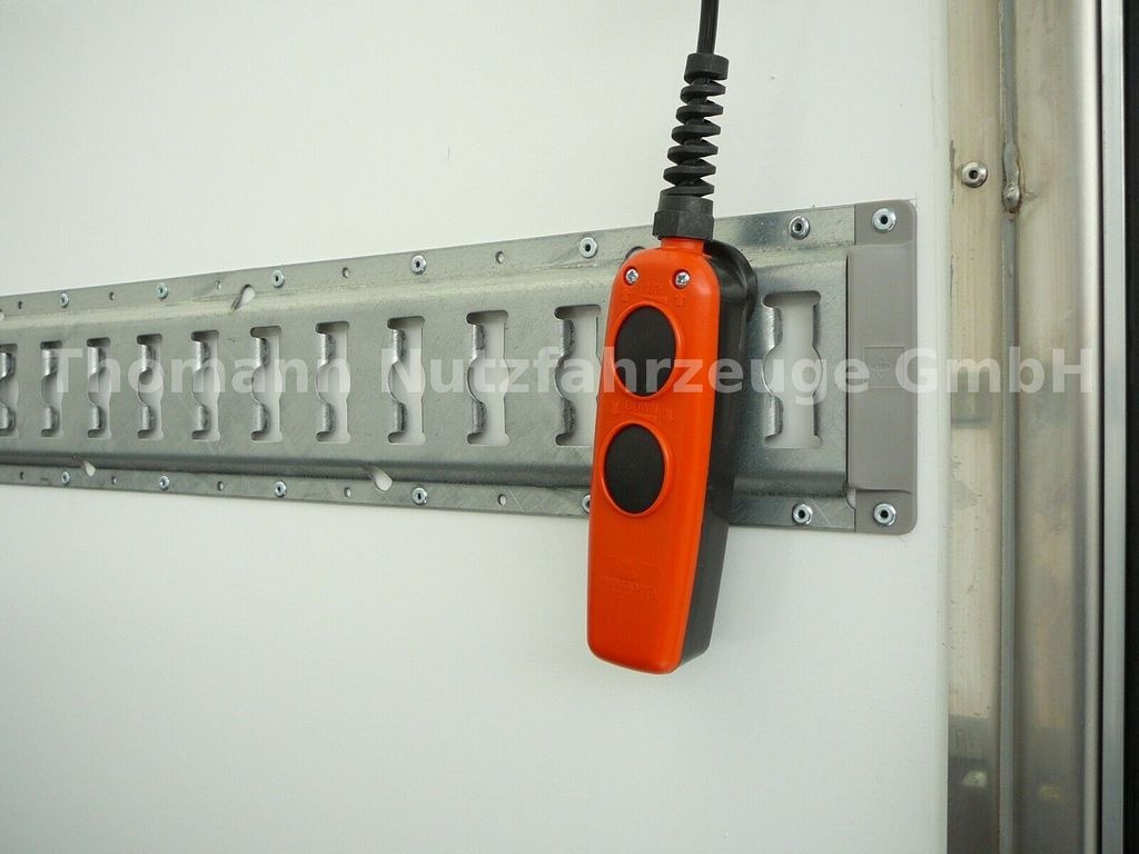 新的 厢式货车 MAN TGE 3.180 Koffer Ladebordwand：图22