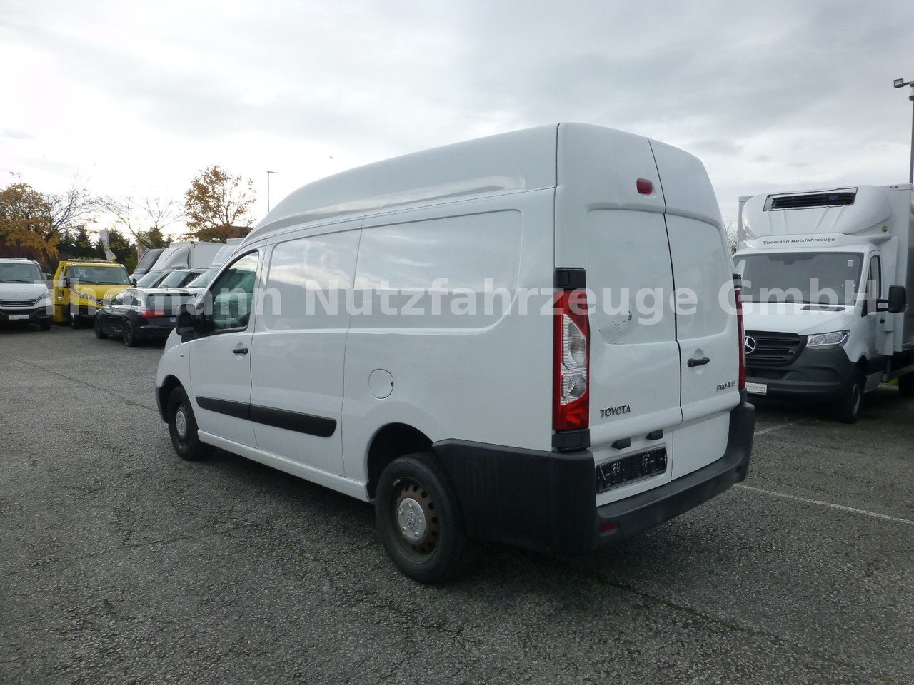 Toyota PROACE 2.0d L2H2 Klima Standheizung - 紧凑型面包车:图4 Toyota PROACE 2.0d L2H2 Klima Standheizung - 紧凑型面包车:图4