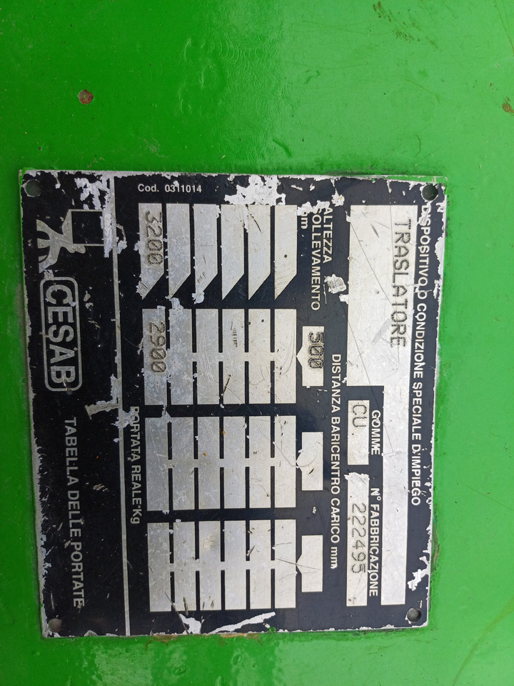 CESAB Compact 300 - 电动叉车:图4 CESAB Compact 300 - 电动叉车:图4