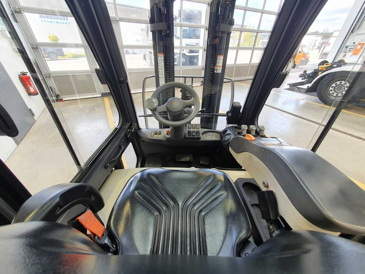 电动叉车 Crown SCT6020-1.3 /Triplex: 4.30m /Batterie 2020:图10 电动叉车 Crown SCT6020-1.3 /Triplex: 4.30m /Batterie 2020:图10