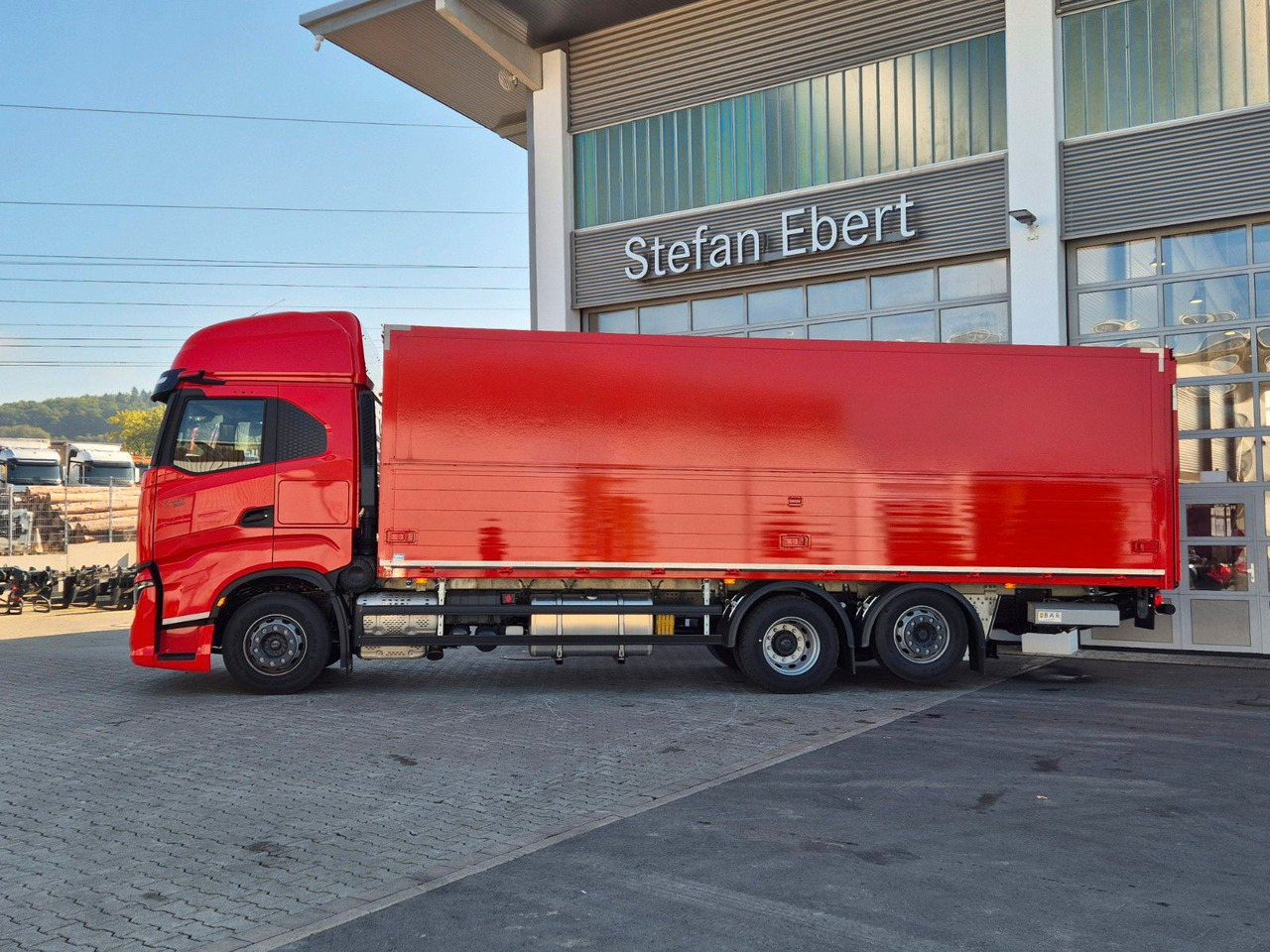 Iveco AS260S50Y/FS Schwenkwand LBW 2xAHK CAM Intarder - 饮料运输车:图5 Iveco AS260S50Y/FS Schwenkwand LBW 2xAHK CAM Intarder - 饮料运输车:图5