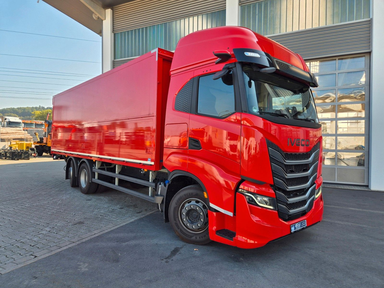 Iveco AS260S50Y/FS Schwenkwand LBW 2xAHK CAM Intarder - 饮料运输车:图2 Iveco AS260S50Y/FS Schwenkwand LBW 2xAHK CAM Intarder - 饮料运输车:图2