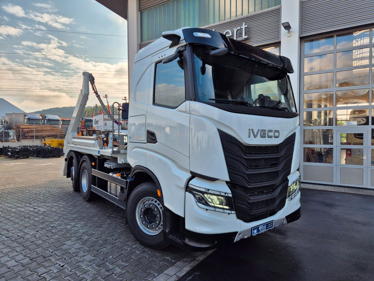 Iveco AS280X58Y/ PS ON Meiller AK 16. T Funk AHK Cam - 翻斗车:图3 Iveco AS280X58Y/ PS ON Meiller AK 16. T Funk AHK Cam - 翻斗车:图3