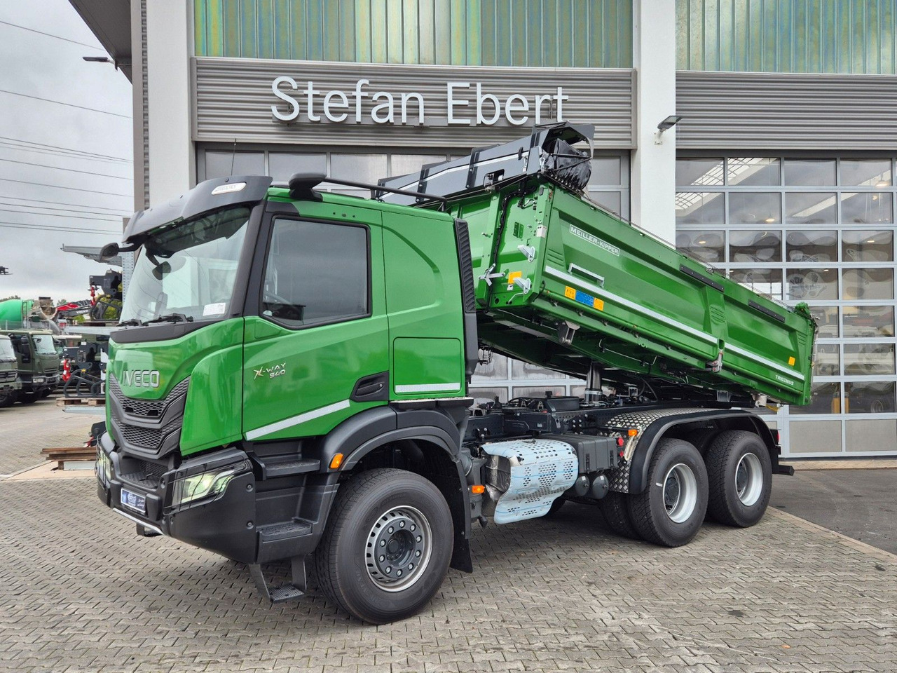 Iveco AT300X54Z HR OFF Bordmatik AHK Intarder - 翻斗车:图3 Iveco AT300X54Z HR OFF Bordmatik AHK Intarder - 翻斗车:图3