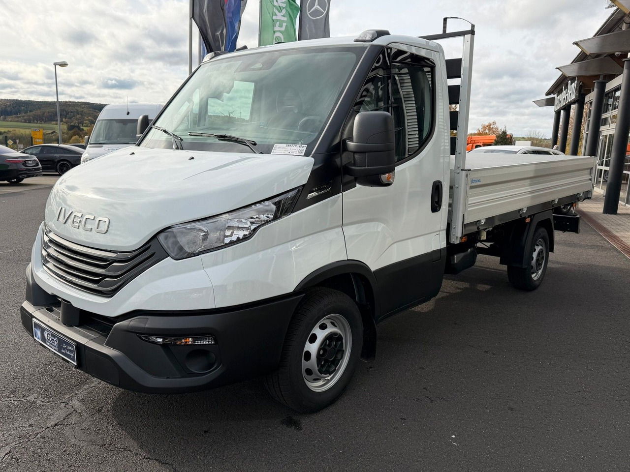 Iveco Daily 35S14 A8*R3.450mm*Automatik*Kamera*2Sitze* - 翻斗货车:图3 Iveco Daily 35S14 A8*R3.450mm*Automatik*Kamera*2Sitze* - 翻斗货车:图3
