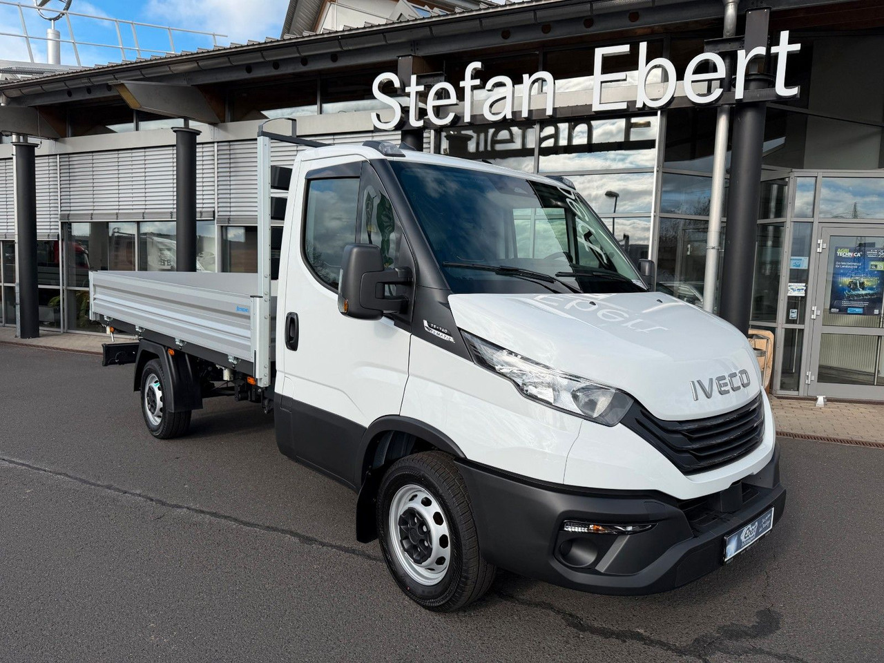 Iveco Daily 35S14 A8 *R3.450mm*Automatik*Klima* 4x - 翻斗货车:图1 Iveco Daily 35S14 A8 *R3.450mm*Automatik*Klima* 4x - 翻斗货车:图1