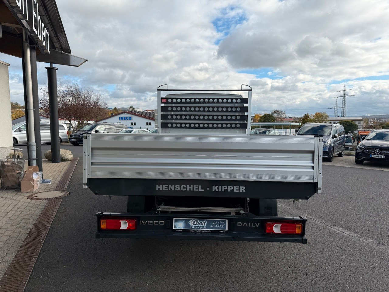 Iveco Daily 35S14 A8 *R3.450mm*Automatik*Klima* 4x - 翻斗货车:图5 Iveco Daily 35S14 A8 *R3.450mm*Automatik*Klima* 4x - 翻斗货车:图5