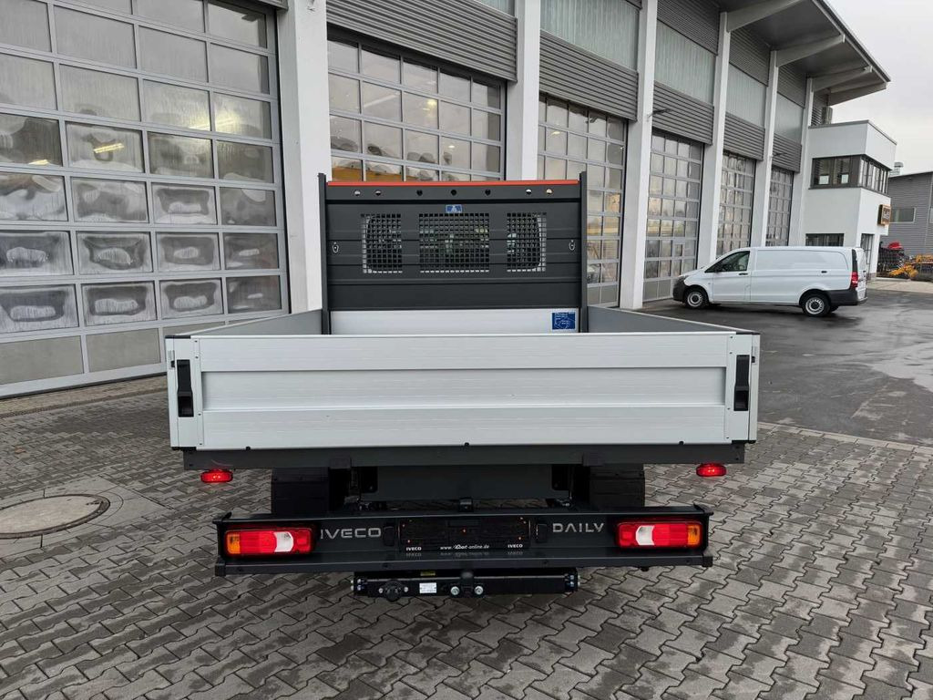 Iveco Daily 35S16 A8 Pritsche *7-Sitze*AHK*Automatik* Iveco Daily 35S16 A8 Pritsche *7-Sitze*AHK*Automatik* - 平板货车:图4 Iveco Daily 35S16 A8 Pritsche *7-Sitze*AHK*Automatik* Iveco Daily 35S16 A8 Pritsche *7-Sitze*AHK*Automatik* - 平板货车:图4