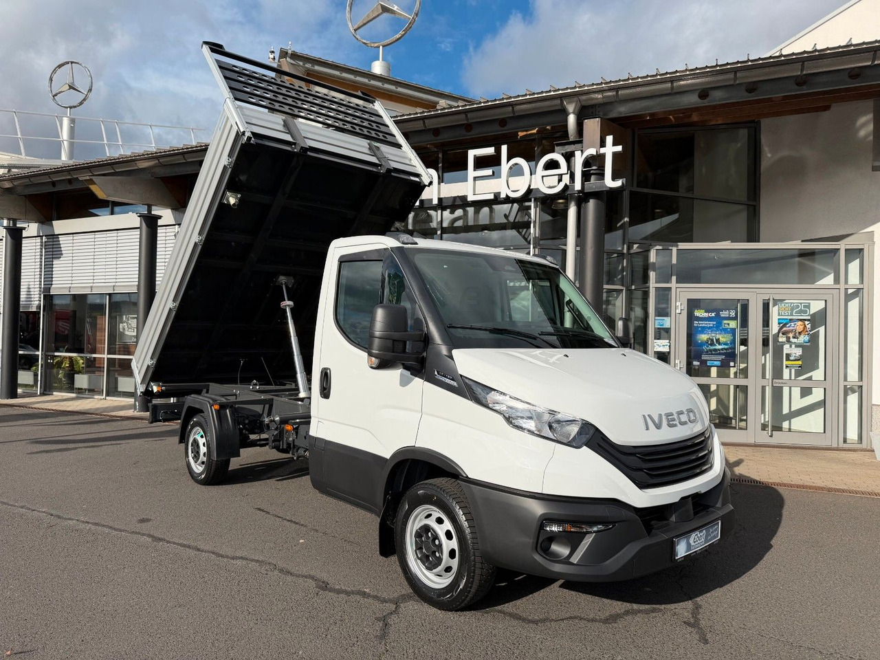 Iveco Daily 35S16 A8 *R3.450mm*Automatik*Klima* 3x - 翻斗货车:图1 Iveco Daily 35S16 A8 *R3.450mm*Automatik*Klima* 3x - 翻斗货车:图1
