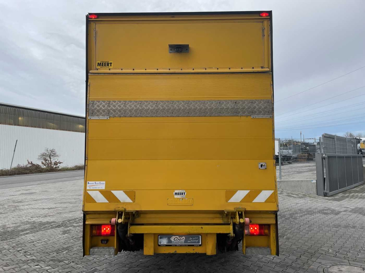 Iveco Daily 50C17 3.0L *Koffer*LBW*Klima* - 厢式货车:图4 Iveco Daily 50C17 3.0L *Koffer*LBW*Klima* - 厢式货车:图4