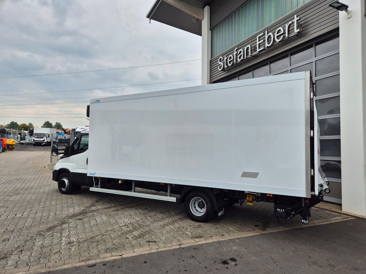 Iveco Daily 70C18 A8 3.0L *R5.100mm*LBW*Luft*Automatik - 冷藏货车:图4 Iveco Daily 70C18 A8 3.0L *R5.100mm*LBW*Luft*Automatik - 冷藏货车:图4