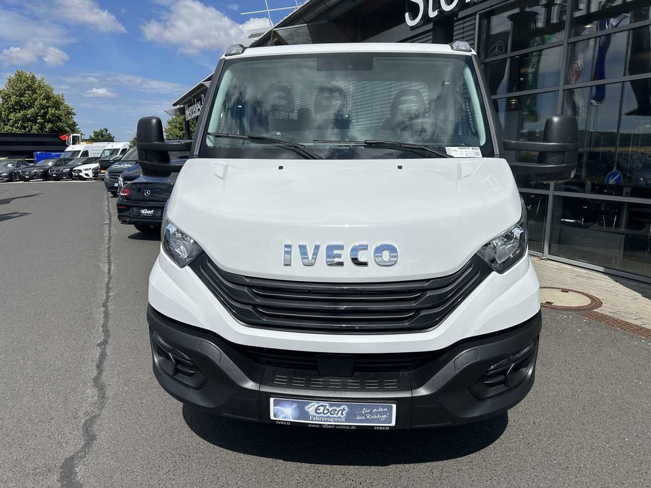 Iveco Daily 70C18 H 3.0L *R3.750mm*AHK*Luft*Sperre* - 吊钩升降车:图2 Iveco Daily 70C18 H 3.0L *R3.750mm*AHK*Luft*Sperre* - 吊钩升降车:图2