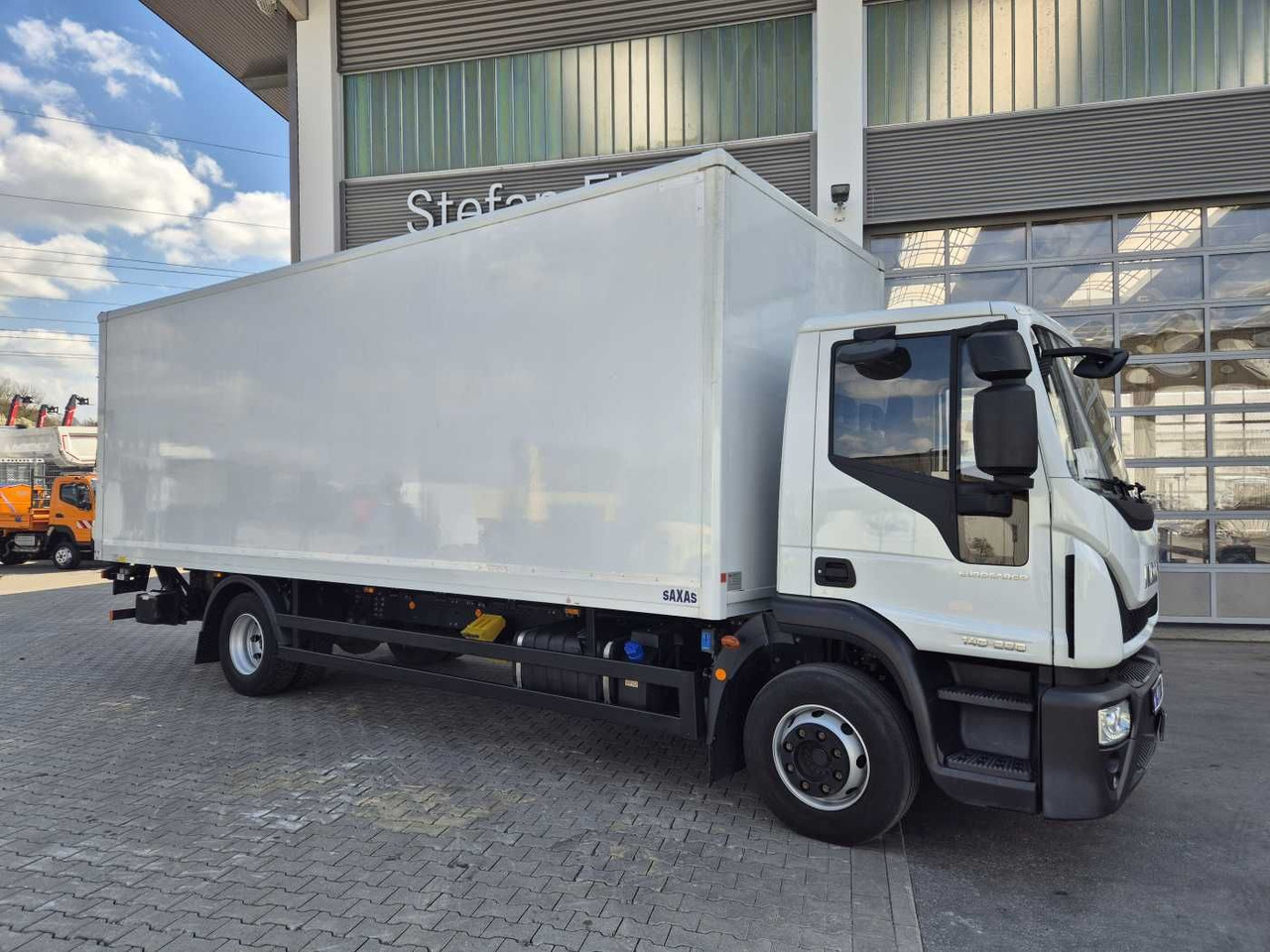 Iveco Eurocargo ML140E28/P 4x2 *LBW*AHK*Klima / 3x - 厢式卡车:图2 Iveco Eurocargo ML140E28/P 4x2 *LBW*AHK*Klima / 3x - 厢式卡车:图2