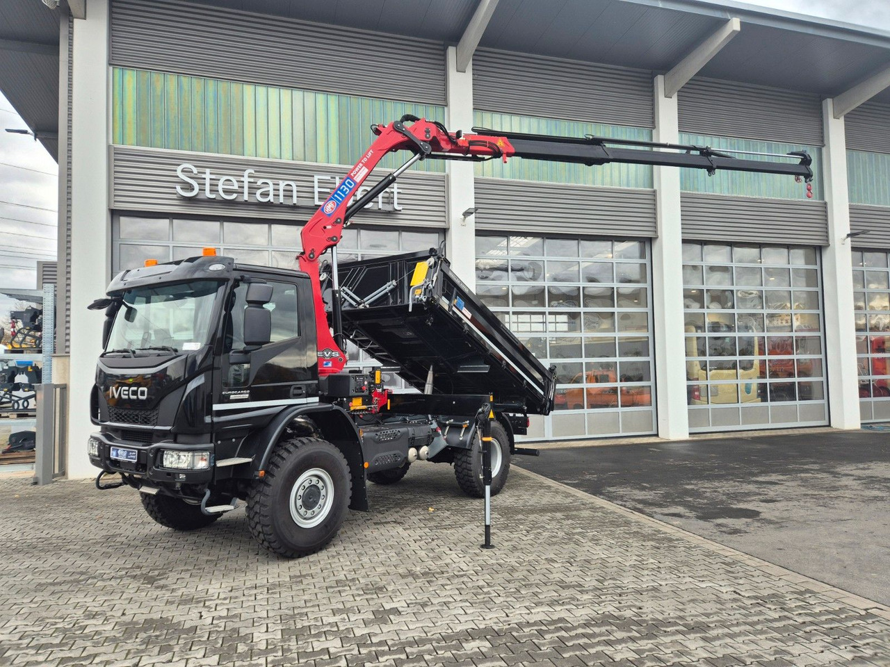 Iveco Eurocargo ML150E32WS 4x4 Kran HMF 1130K Funk AHK - 翻斗车, 起重车:图1 Iveco Eurocargo ML150E32WS 4x4 Kran HMF 1130K Funk AHK - 翻斗车, 起重车:图1