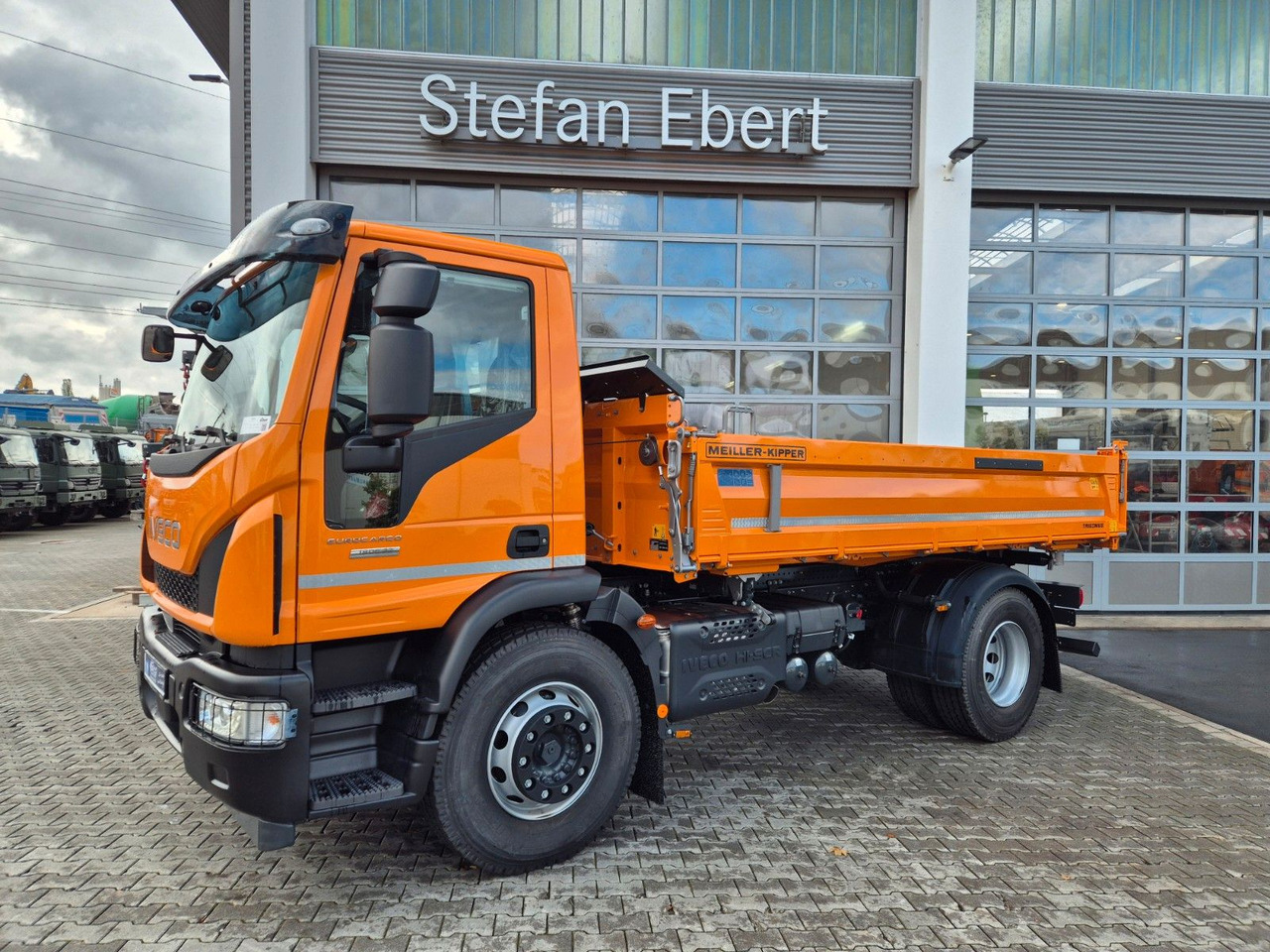 Iveco Eurocargo ML180E32K 4x2 Meiller AHK - 翻斗车:图5 Iveco Eurocargo ML180E32K 4x2 Meiller AHK - 翻斗车:图5