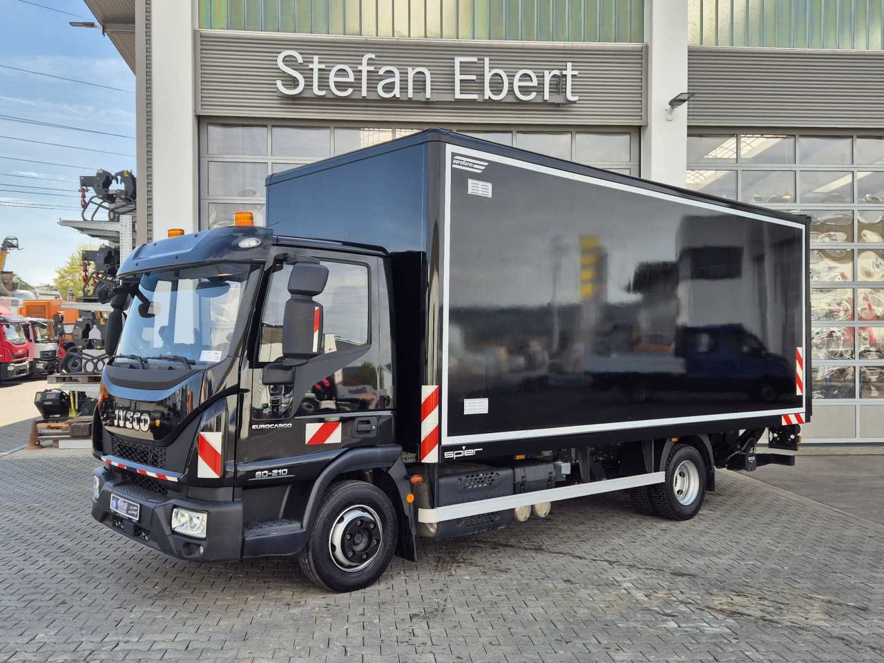 Iveco Eurocargo ML80E21/P LBW Bär 1.500kg 2x AHK - 厢式货车:图2 Iveco Eurocargo ML80E21/P LBW Bär 1.500kg 2x AHK - 厢式货车:图2