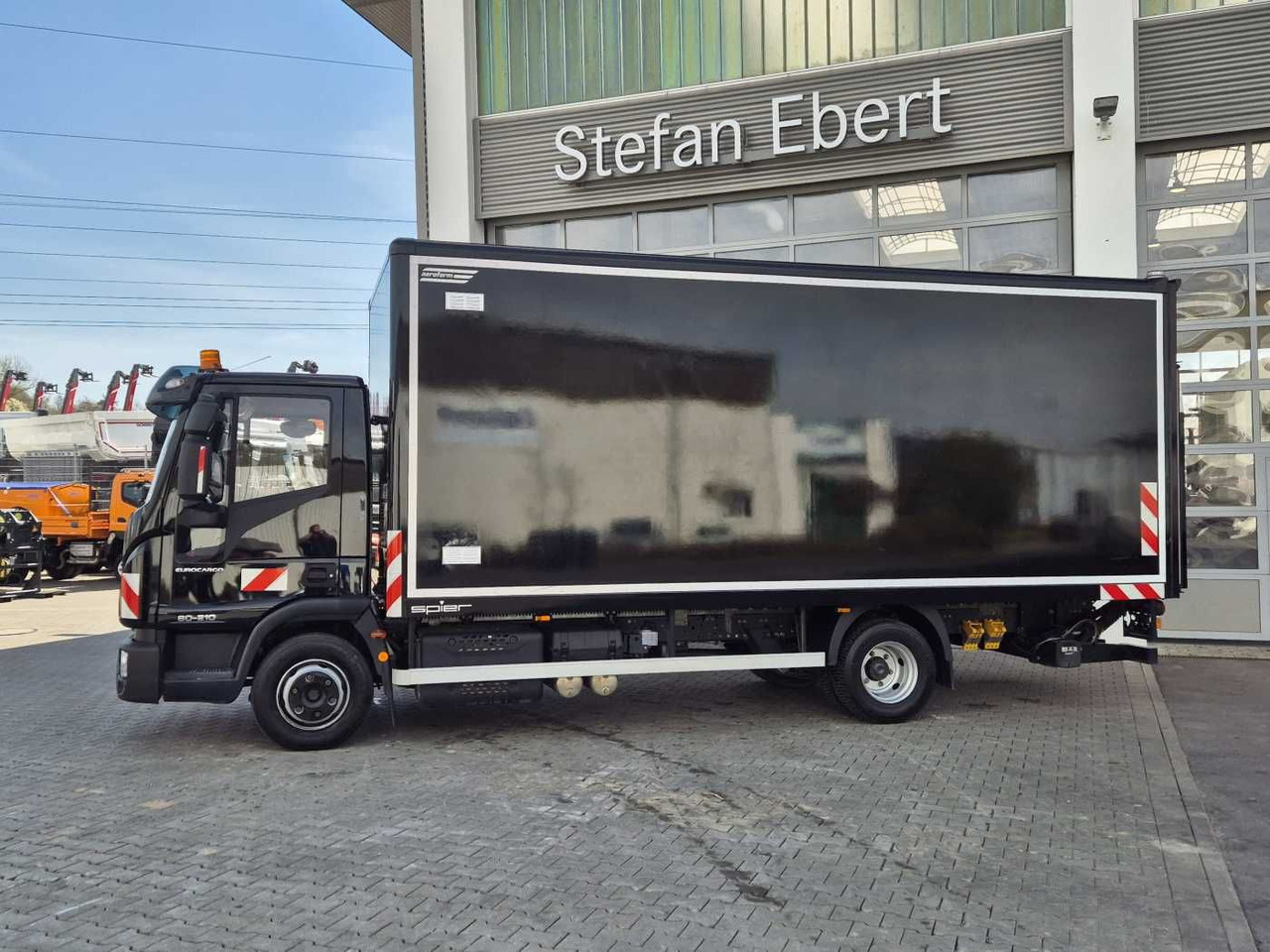 Iveco Eurocargo ML80E21/P LBW Bär 1.500kg 2x AHK - 厢式货车:图4 Iveco Eurocargo ML80E21/P LBW Bär 1.500kg 2x AHK - 厢式货车:图4