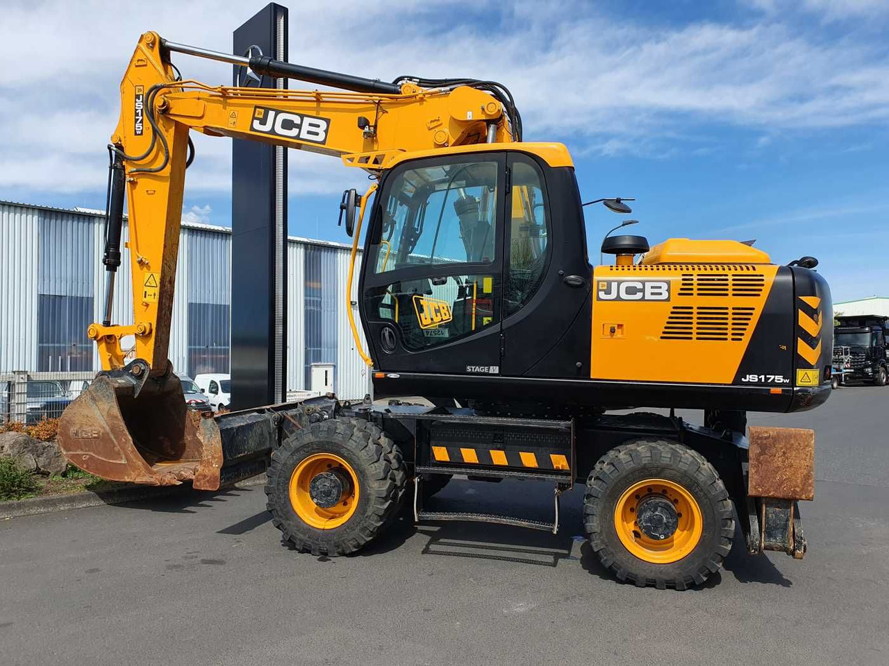 JCB JS 175 W / 2024 / nur 622h! / 1x Tieflöffel - 轮式挖掘机:图2 JCB JS 175 W / 2024 / nur 622h! / 1x Tieflöffel - 轮式挖掘机:图2