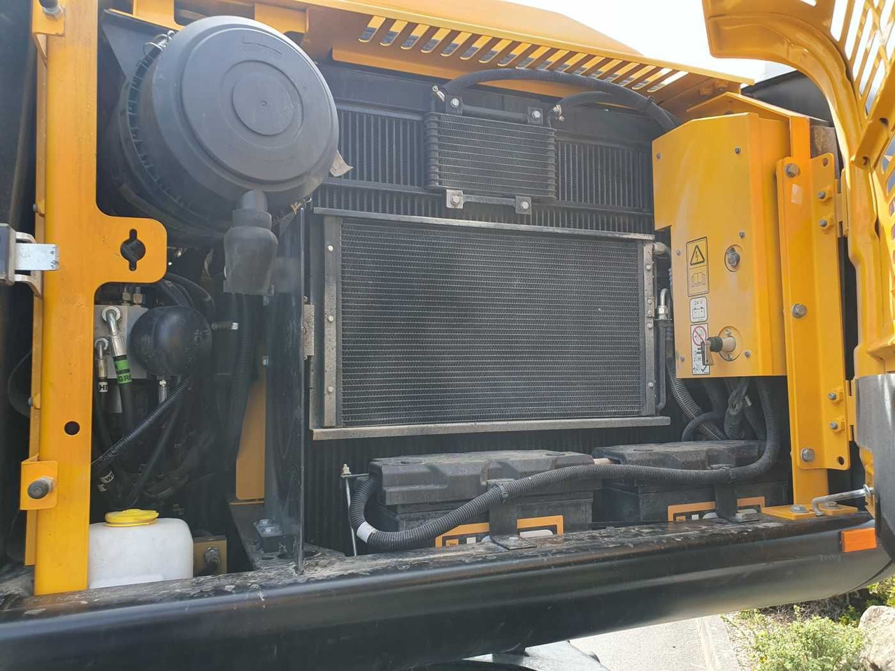 轮式挖掘机 JCB JS 175 W / 2024 / nur 622h! / 1x Tieflöffel：图10