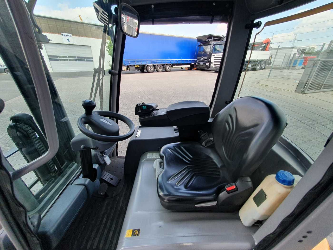 电动叉车 Jungheinrich EFG 215 / Triplex: 4.25m! / SS / nur 2.184h!:图12 电动叉车 Jungheinrich EFG 215 / Triplex: 4.25m! / SS / nur 2.184h!:图12