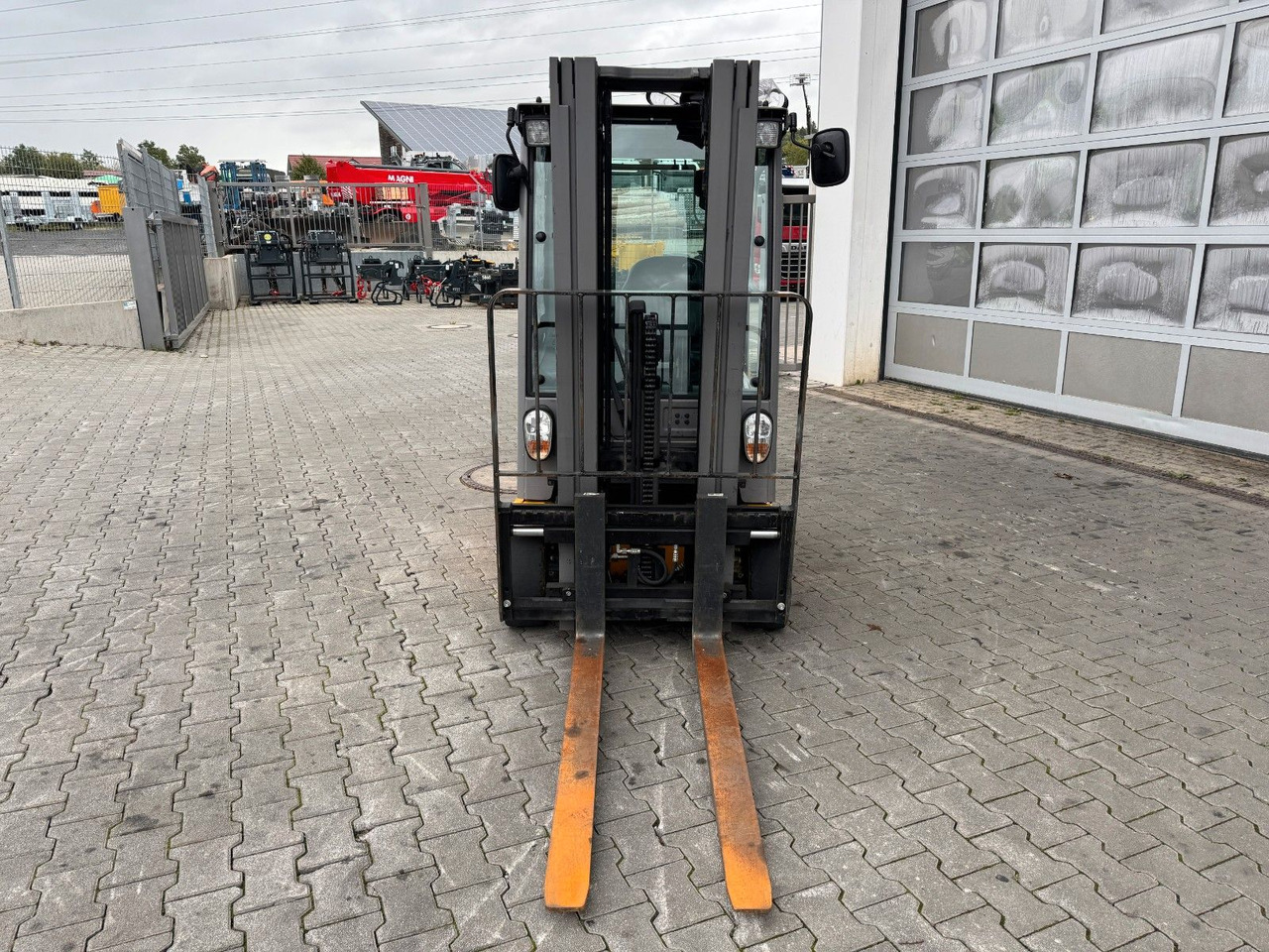 Jungheinrich EFG 215 / Triplex: 4.25m! / SS / nur 2.819h! - 电动叉车:图4 Jungheinrich EFG 215 / Triplex: 4.25m! / SS / nur 2.819h! - 电动叉车:图4