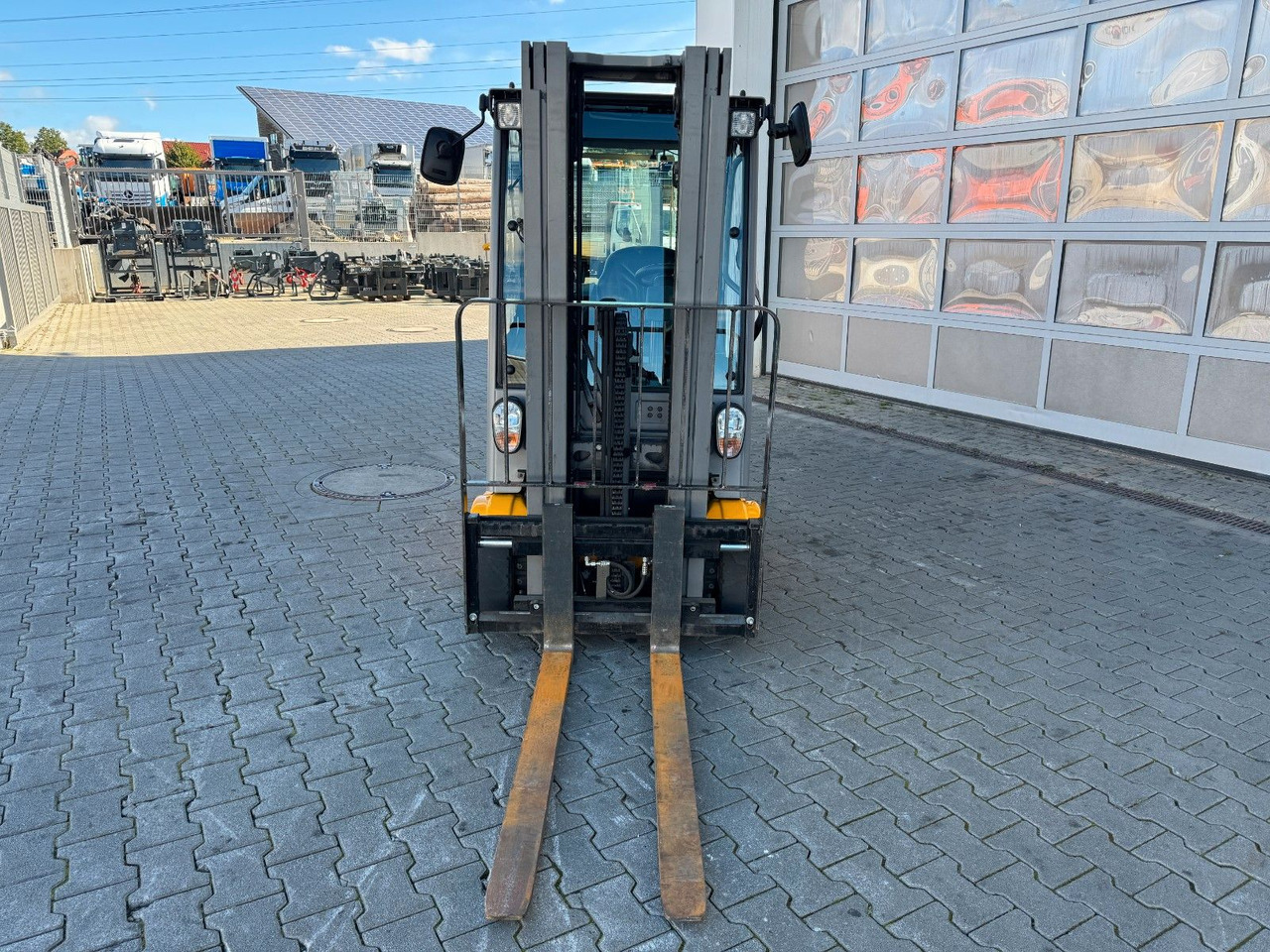Jungheinrich EFG 215 / Triplex: 4.25m! / SS / nur 2.865h! - 电动叉车:图4 Jungheinrich EFG 215 / Triplex: 4.25m! / SS / nur 2.865h! - 电动叉车:图4