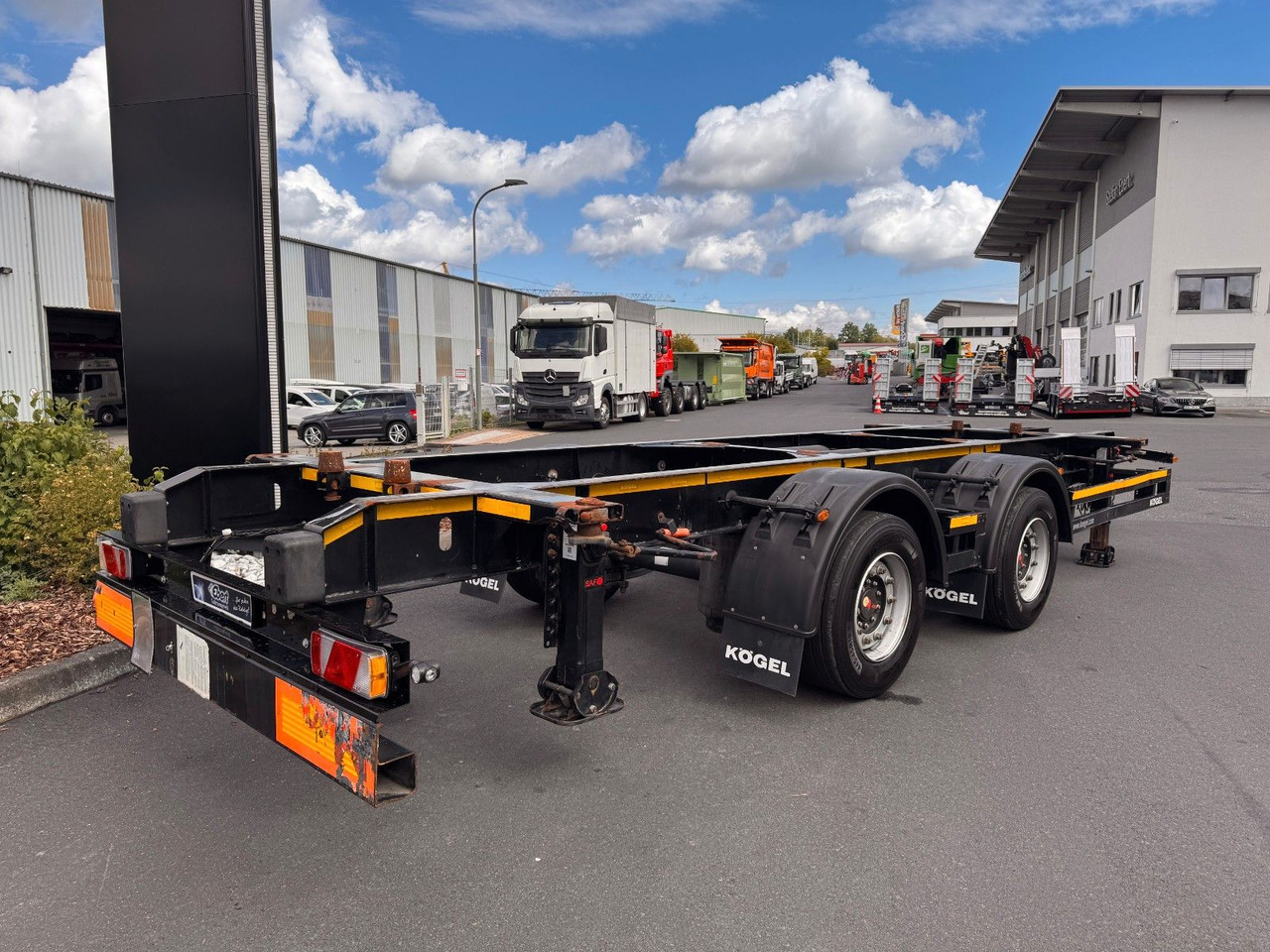 Kögel ZW 18 Lafette SAF Achsen 15.910kg Nutzlast - 集装箱运输车/ 可拆卸车身的拖车:图4 Kögel ZW 18 Lafette SAF Achsen 15.910kg Nutzlast - 集装箱运输车/ 可拆卸车身的拖车:图4