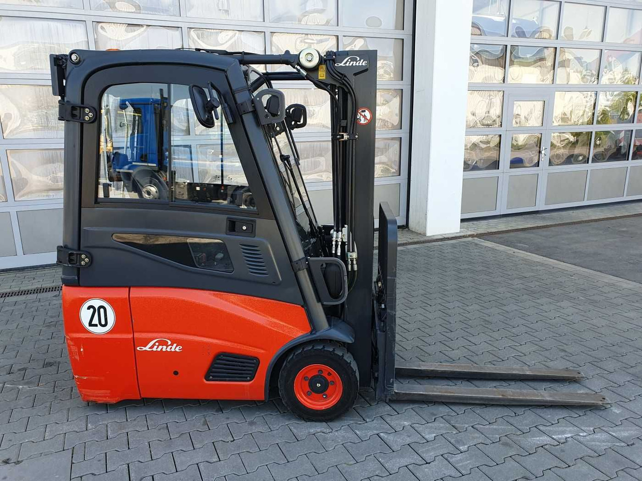 Linde E14 - 01 / Triplex: 4.10m! / SS / nur 1.003h! - 电动叉车:图2 Linde E14 - 01 / Triplex: 4.10m! / SS / nur 1.003h! - 电动叉车:图2