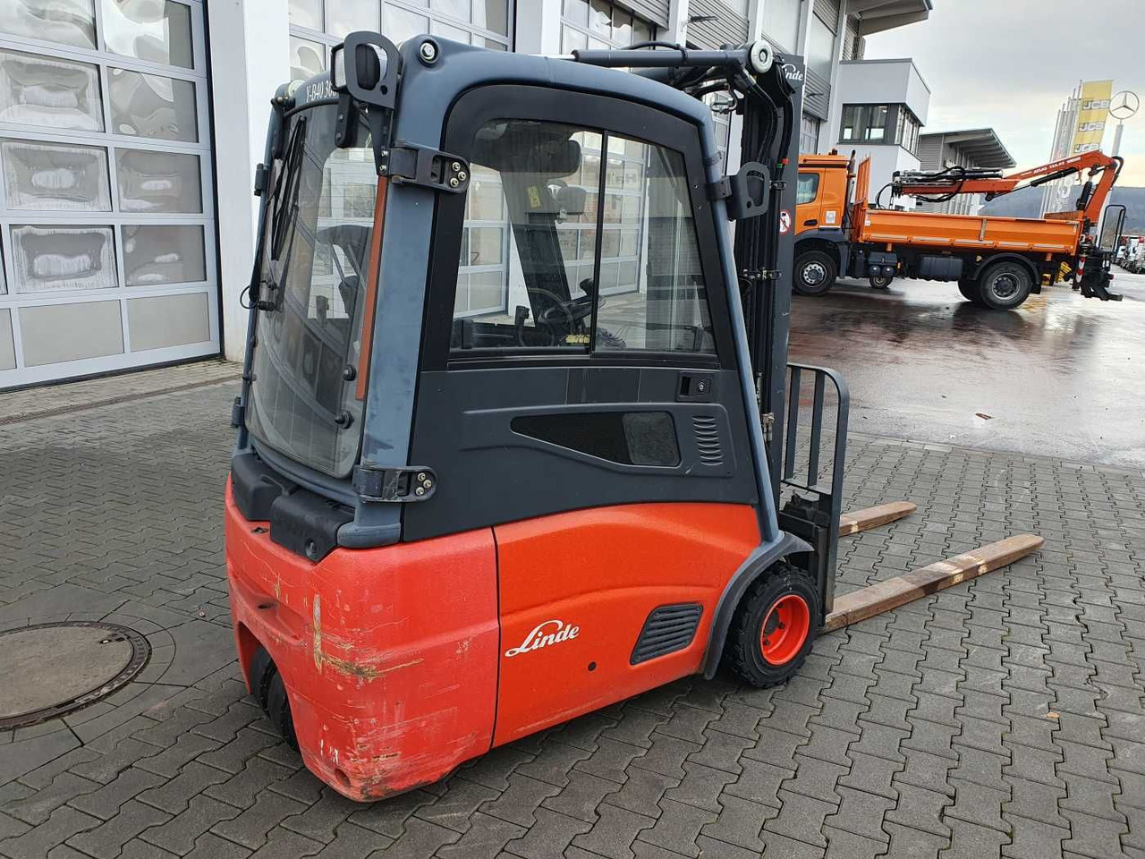 Linde E18 - 01 / Triplex: 4.50m! / SS / nur 5.672h! - 电动叉车:图4 Linde E18 - 01 / Triplex: 4.50m! / SS / nur 5.672h! - 电动叉车:图4