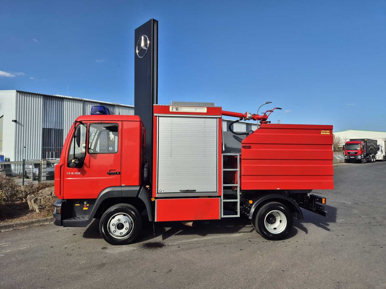 MAN LE 8.150 Schaumlöschfahrzeug Schmitz SLF25/25 - 卡车:图4 MAN LE 8.150 Schaumlöschfahrzeug Schmitz SLF25/25 - 卡车:图4