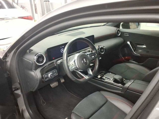 Mercedes-Benz A 180 AMG+LED+IHC+RFK+TotWinkel+SFIntegration - 汽车:图3 Mercedes-Benz A 180 AMG+LED+IHC+RFK+TotWinkel+SFIntegration - 汽车:图3