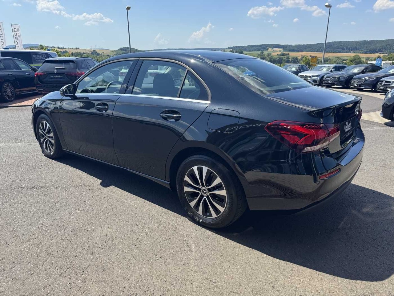 Mercedes-Benz A 180d 8G LED+Carplay+SpurH+DAB+SHZ - 轿车:图3 Mercedes-Benz A 180d 8G LED+Carplay+SpurH+DAB+SHZ - 轿车:图3