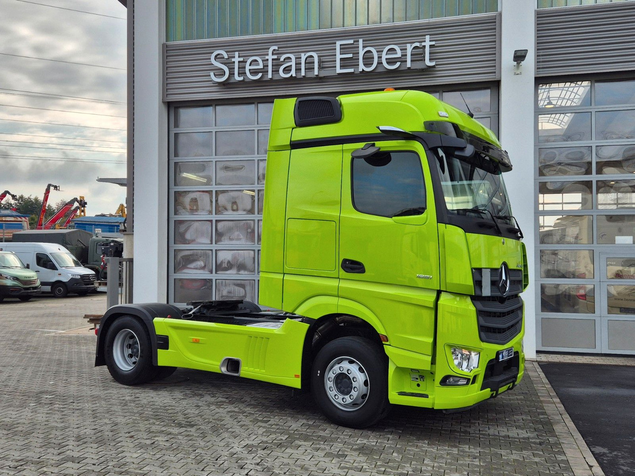 Mercedes-Benz Actros 1851 LS Öl-Retarder Standklima Mirror Big - 牵引车:图2 Mercedes-Benz Actros 1851 LS Öl-Retarder Standklima Mirror Big - 牵引车:图2