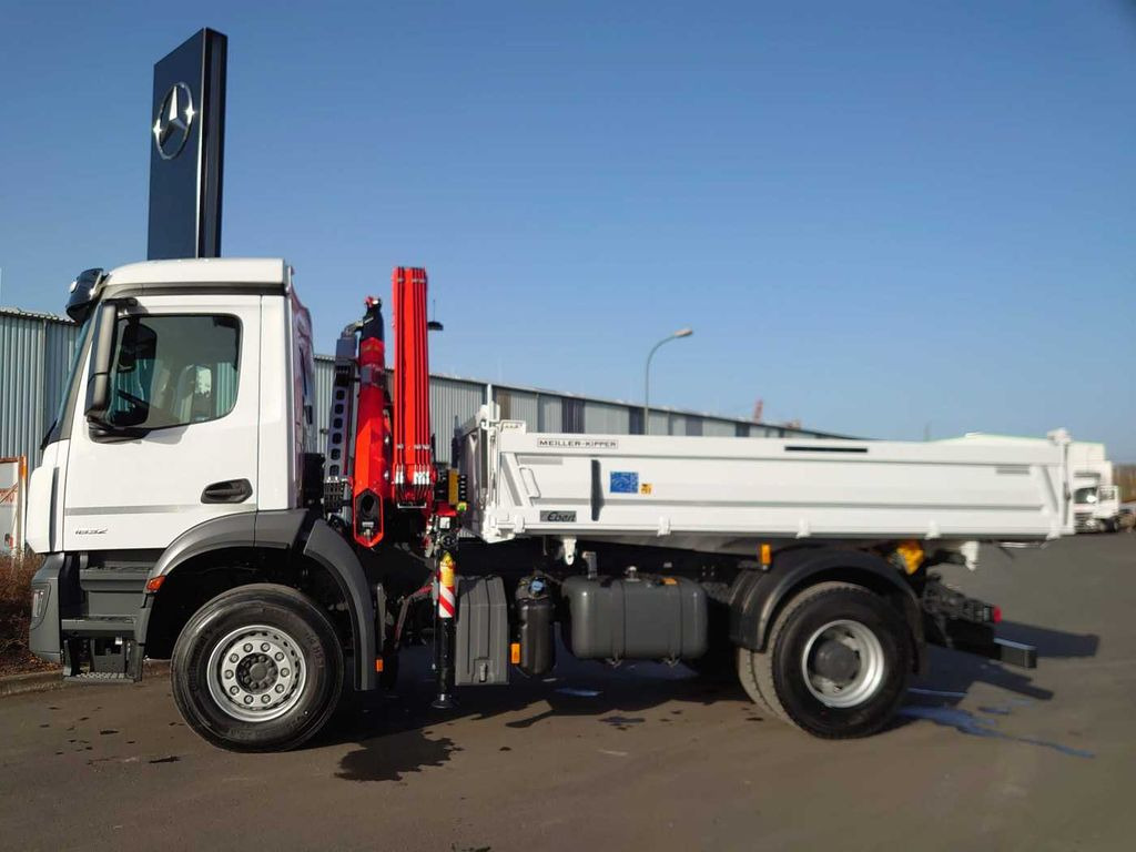 Mercedes-Benz Arocs 1832 KK 4x2 Kipper+Kran Fassi F120+Funk Mercedes-Benz Arocs 1832 KK 4x2 Kipper+Kran Fassi F120+Funk - 翻斗车, 起重车:图5 Mercedes-Benz Arocs 1832 KK 4x2 Kipper+Kran Fassi F120+Funk Mercedes-Benz Arocs 1832 KK 4x2 Kipper+Kran Fassi F120+Funk - 翻斗车, 起重车:图5