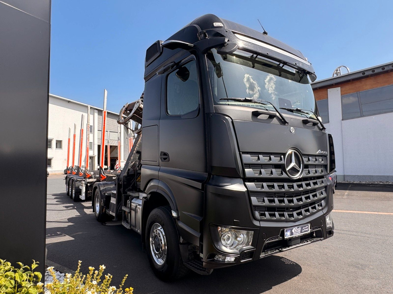 Mercedes-Benz Arocs 1853 LS 4x4 HAD Palfinger Q170Z96+Doll H3L - 木材运输车, 起重车:图2 Mercedes-Benz Arocs 1853 LS 4x4 HAD Palfinger Q170Z96+Doll H3L - 木材运输车, 起重车:图2