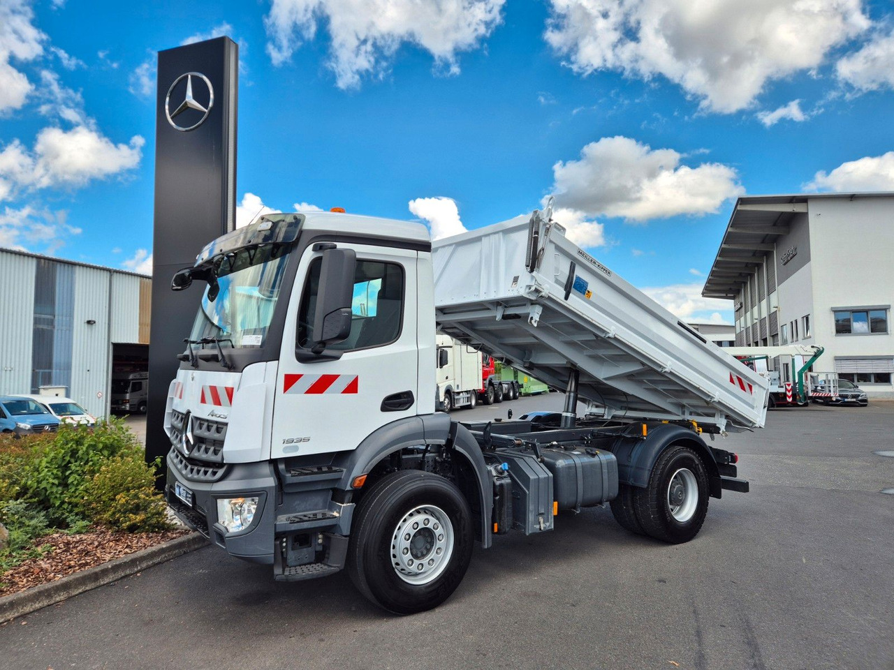 Mercedes-Benz Arocs 1935 K 4x2 Meiller AHK Navi PPC Klima - 翻斗车:图5 Mercedes-Benz Arocs 1935 K 4x2 Meiller AHK Navi PPC Klima - 翻斗车:图5