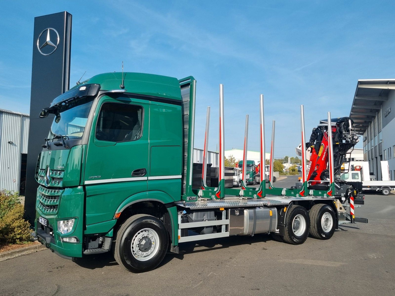 Mercedes-Benz Arocs 2551 L 6x2/4 HAD Palfinger Epsilon TZ12 - 木材运输车, 起重车:图2 Mercedes-Benz Arocs 2551 L 6x2/4 HAD Palfinger Epsilon TZ12 - 木材运输车, 起重车:图2