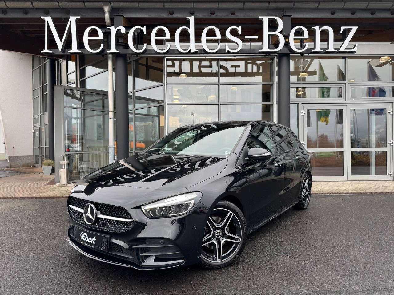 Mercedes-Benz B 200 AMG+AHK+Ambiente+RFK+MBUX+Night - 轿车:图1 Mercedes-Benz B 200 AMG+AHK+Ambiente+RFK+MBUX+Night - 轿车:图1