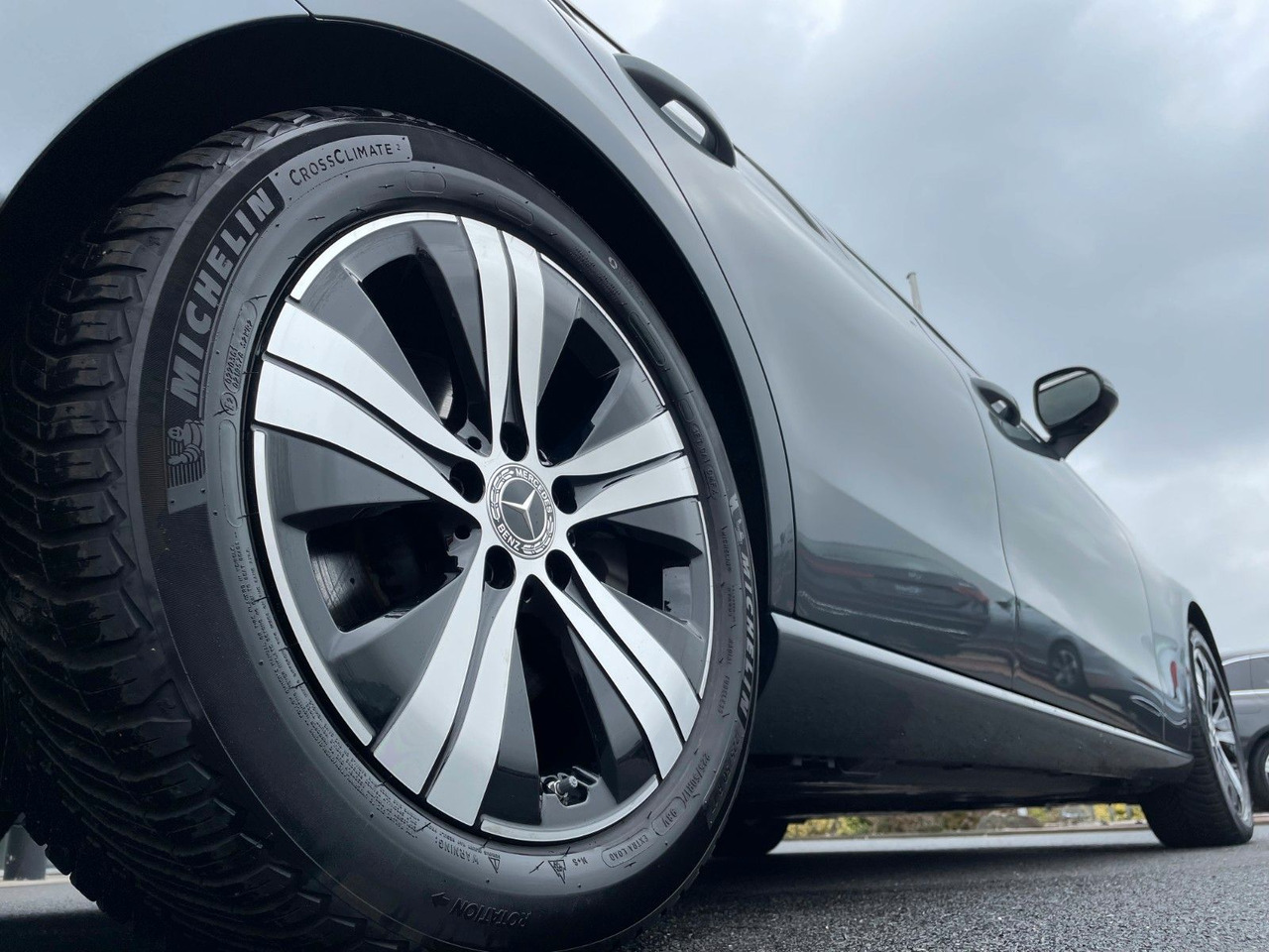 Mercedes-Benz C 180 AVANTGARDE R-Kamera+AHK+TOTW+Ambiente - 轿车:图5 Mercedes-Benz C 180 AVANTGARDE R-Kamera+AHK+TOTW+Ambiente - 轿车:图5