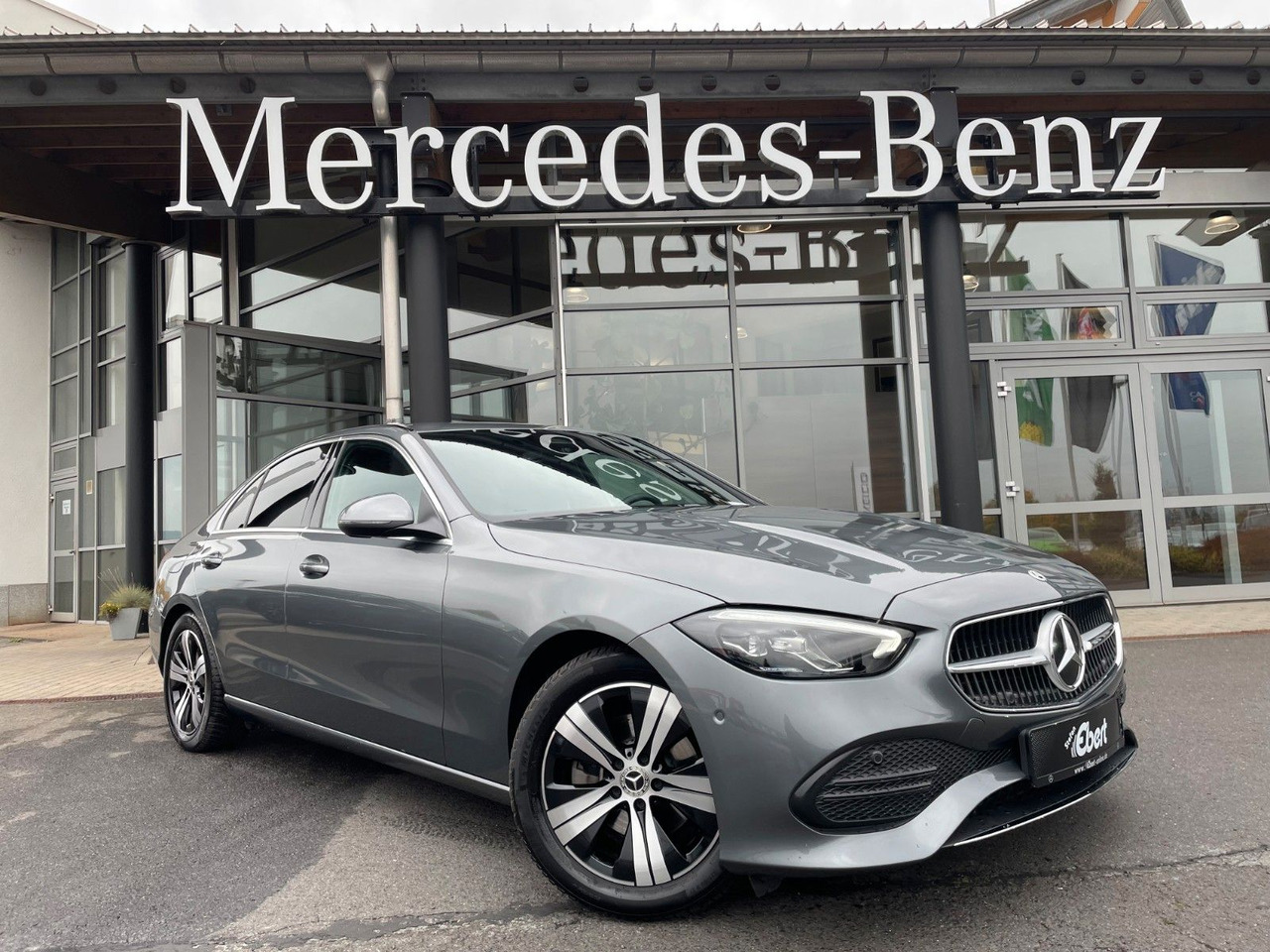 Mercedes-Benz C 180 AVANTGARDE R-Kamera+AHK+TOTW+Ambiente - 轿车:图1 Mercedes-Benz C 180 AVANTGARDE R-Kamera+AHK+TOTW+Ambiente - 轿车:图1
