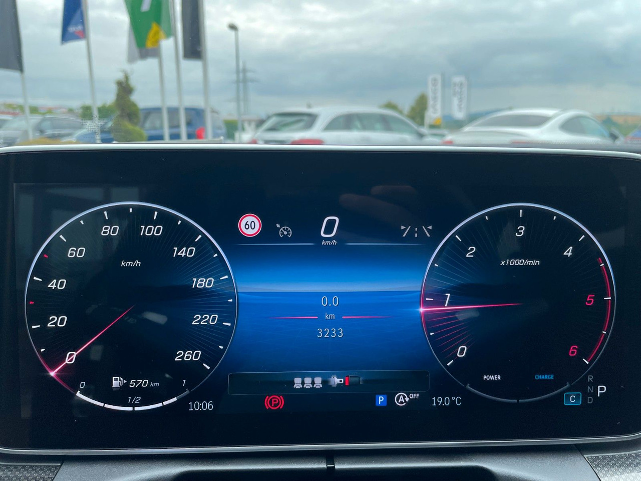 Mercedes-Benz C 200 d T AMG+Night+360°+Digital+Memory+Keyless 租赁 Mercedes-Benz C 200 d T AMG+Night+360°+Digital+Memory+Keyless：图16