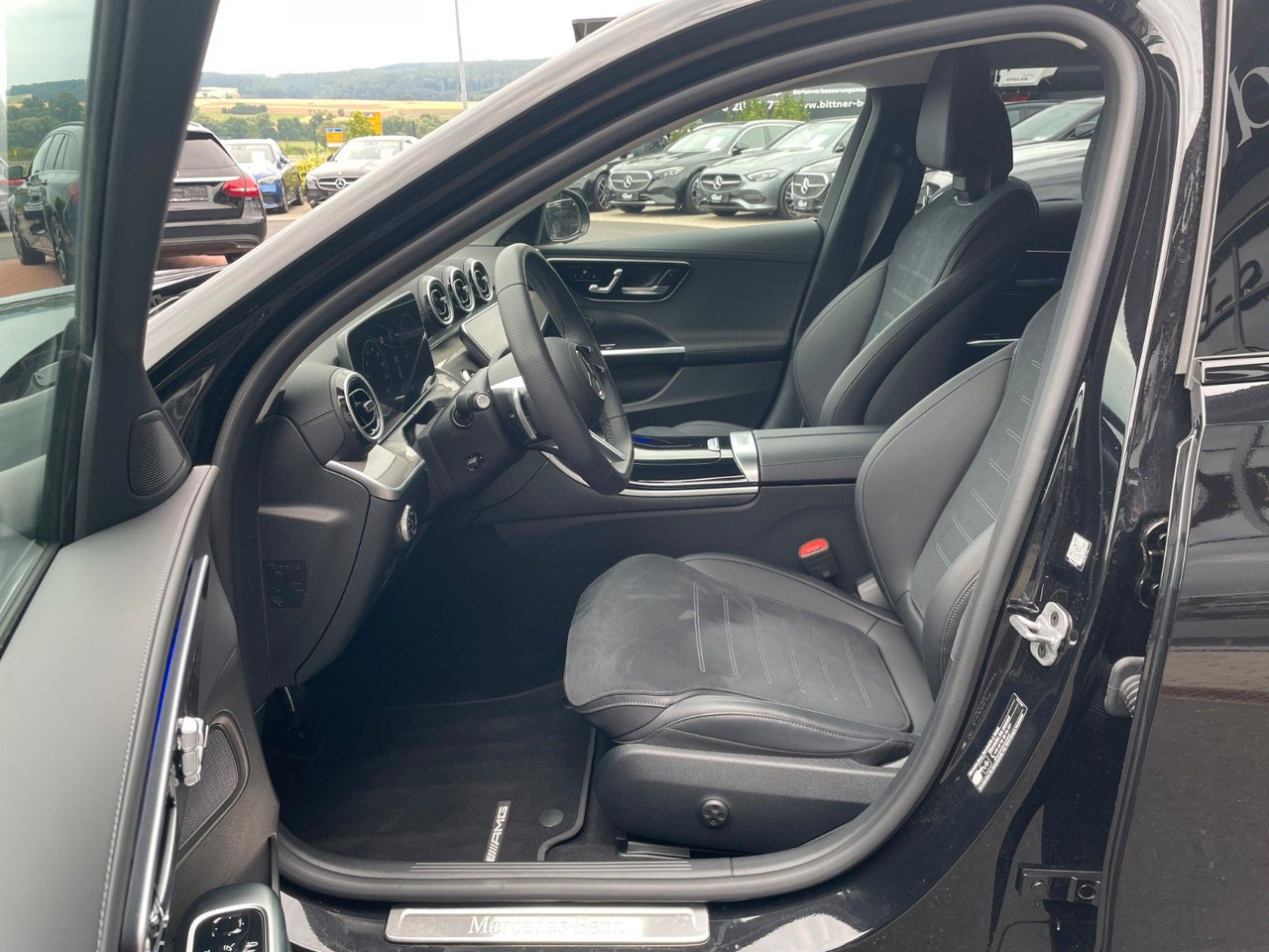 Mercedes-Benz C 200 d T AMG+Night+360°+Digital+Memory+Keyless 租赁 Mercedes-Benz C 200 d T AMG+Night+360°+Digital+Memory+Keyless：图10