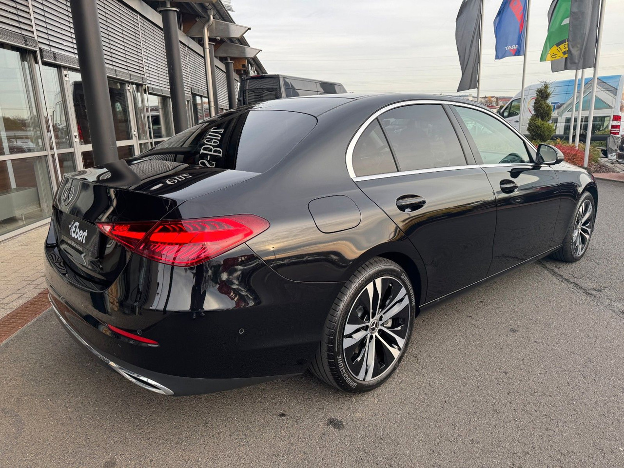 Mercedes-Benz C 220d Avantgarde+Pano+HUD+RFK+TotW+AmbiPrem - 轿车:图5 Mercedes-Benz C 220d Avantgarde+Pano+HUD+RFK+TotW+AmbiPrem - 轿车:图5