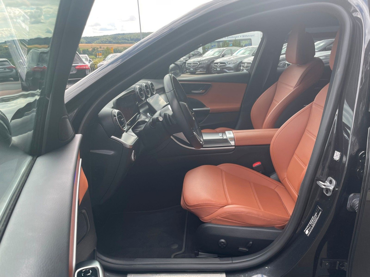 Mercedes-Benz C 300 e T AVANTGARDE R-Kamera+TOTW+Carplay - 旅行车:图1 Mercedes-Benz C 300 e T AVANTGARDE R-Kamera+TOTW+Carplay - 旅行车:图1