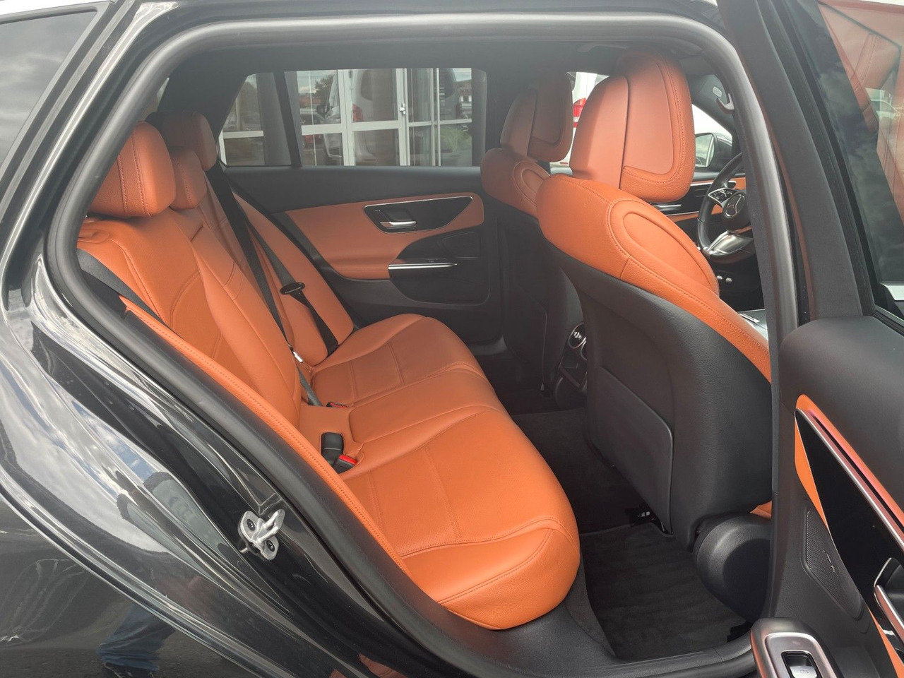 Mercedes-Benz C 300 e T AVANTGARDE R-Kamera+TOTW+Carplay - 旅行车:图3 Mercedes-Benz C 300 e T AVANTGARDE R-Kamera+TOTW+Carplay - 旅行车:图3