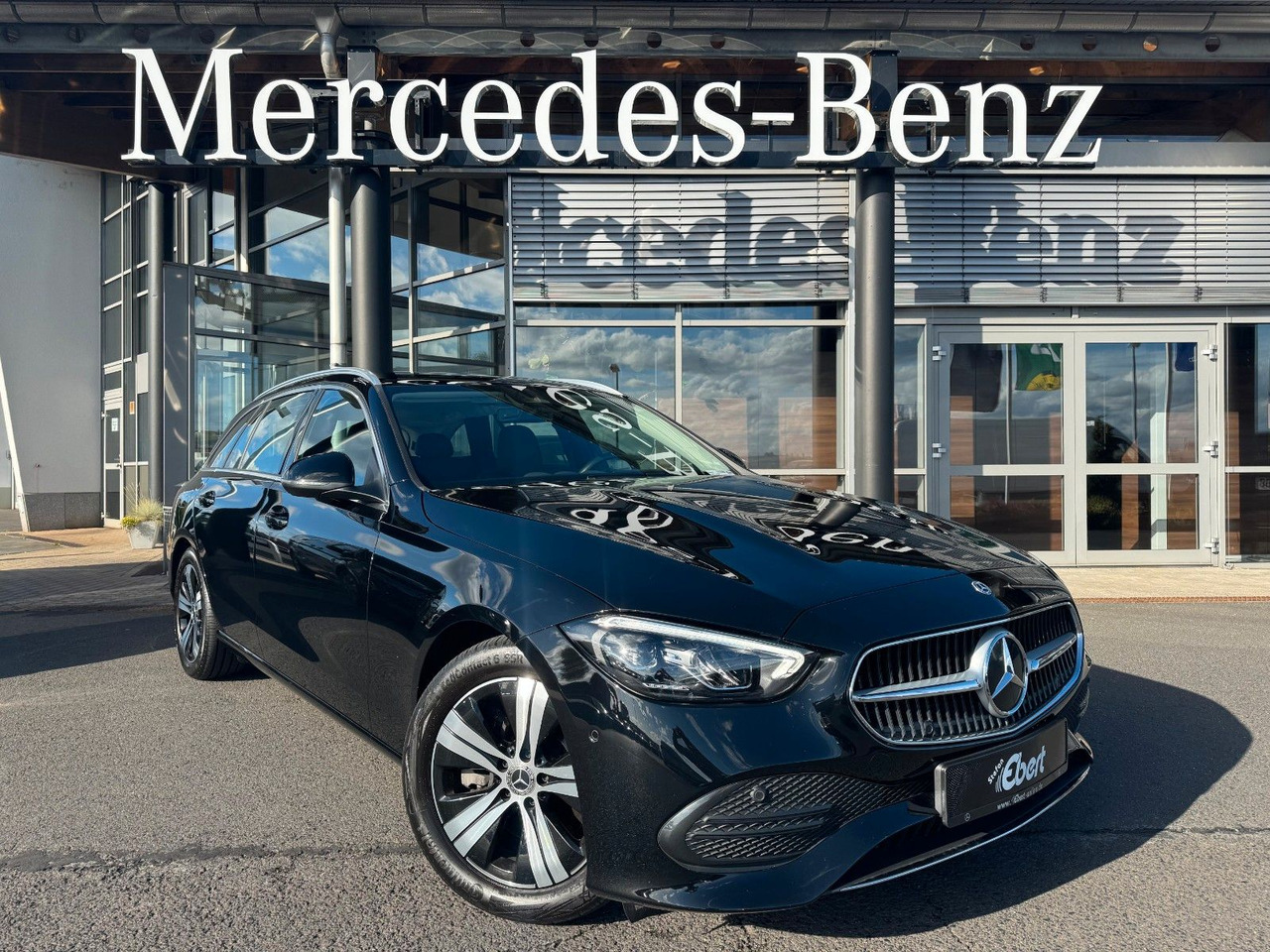 Mercedes-Benz C 300d T Avantgarde+RKamera+TotW+Ambiente - 旅行车:图1 Mercedes-Benz C 300d T Avantgarde+RKamera+TotW+Ambiente - 旅行车:图1